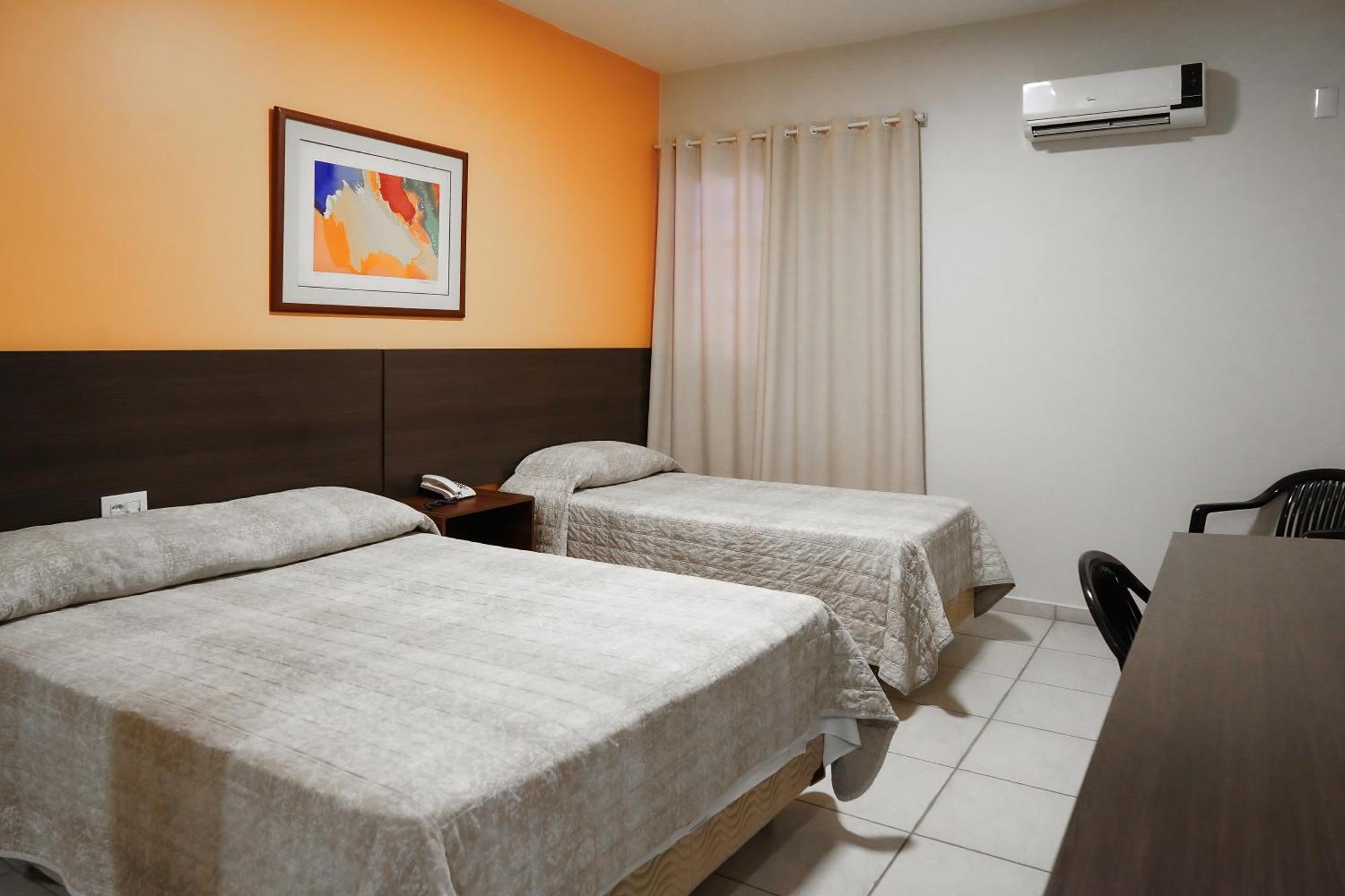 Attie Park Hotel Uberlândia エクステリア 写真