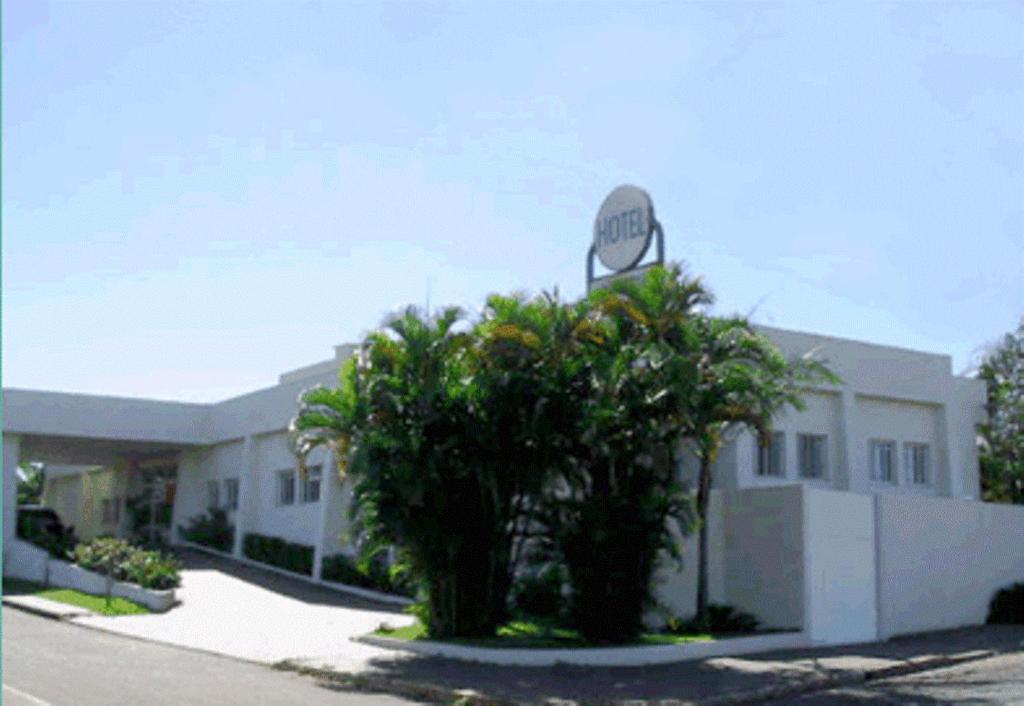 Attie Park Hotel Uberlândia エクステリア 写真